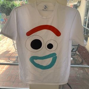 Forky Spoon Disney white t-shirt, Men sz M, used good condition